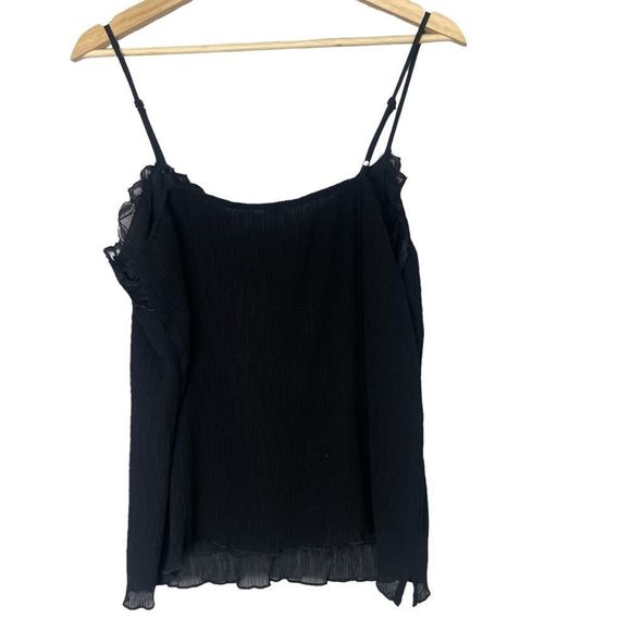 Everleigh Blouse Size Medium Tank Top  Strap Sleeveless Top Black Lace V-Neck - Picture 5 of 12